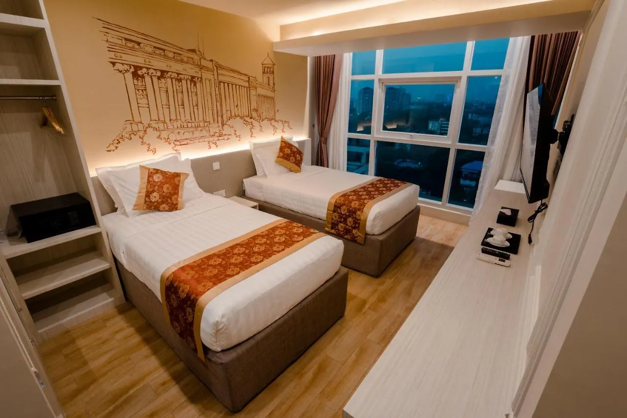 The Rangoon Hotel 3*, Yangon