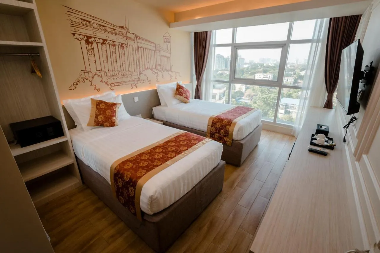 The Rangoon Hotel  Yangon