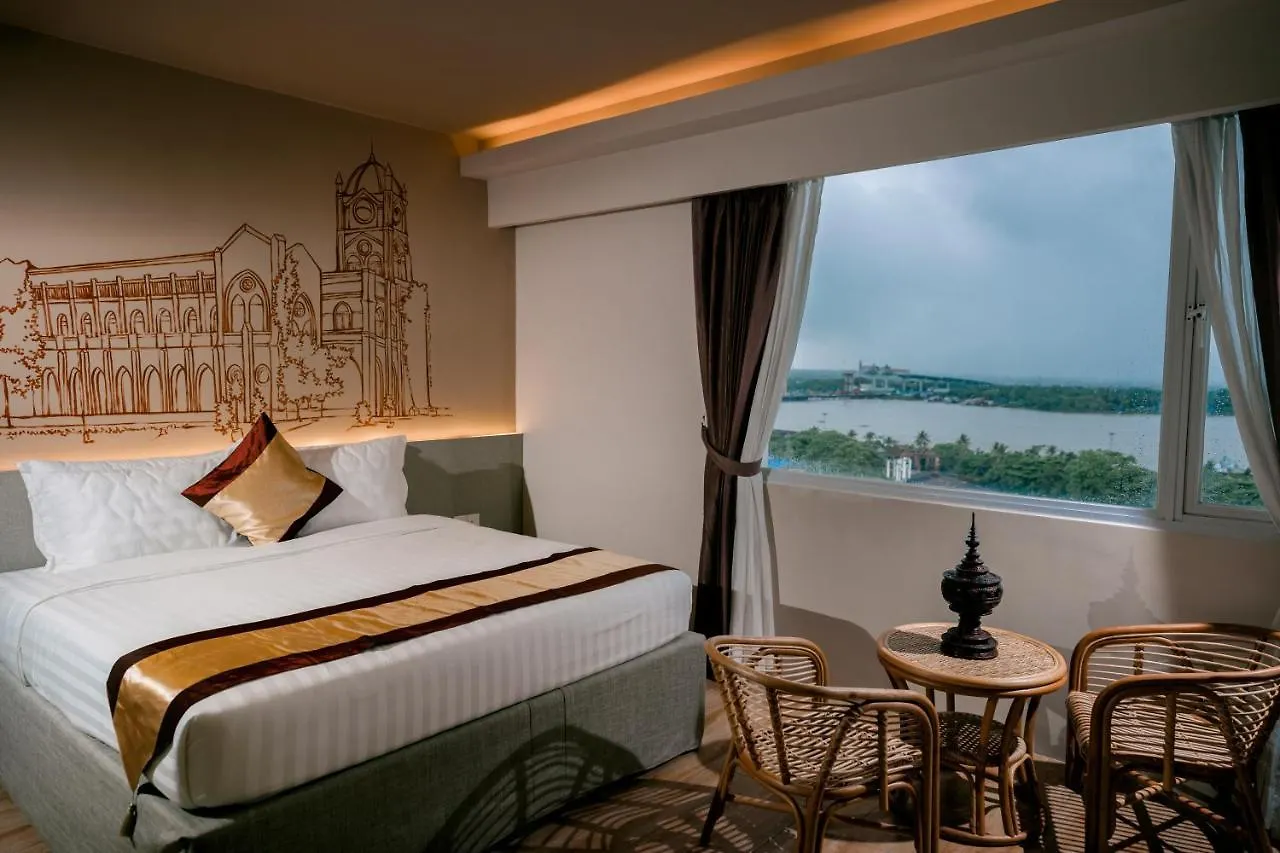 The Rangoon Hotel location